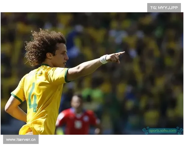 大卫路易斯踢什么位置的五大关键特点解析